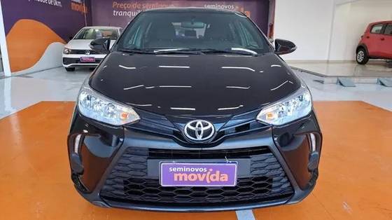 TOYOTA YARIS 2025