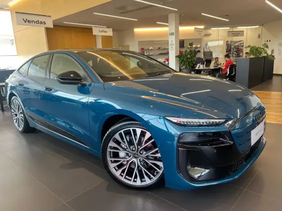 AUDI A6 E-TRON 2025