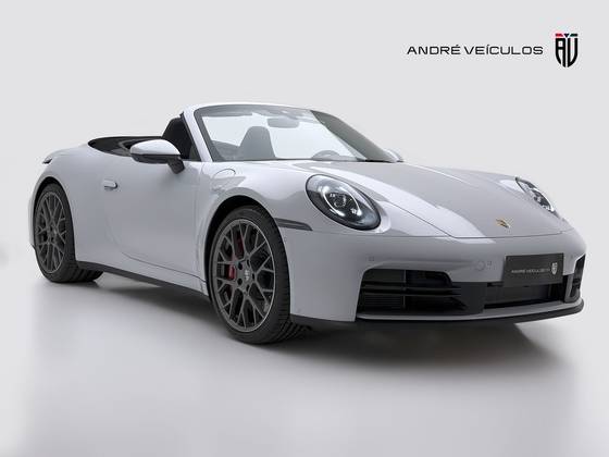 PORSCHE 911 2025
