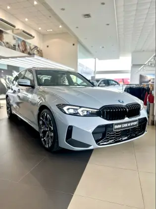 BMW 330e 2025