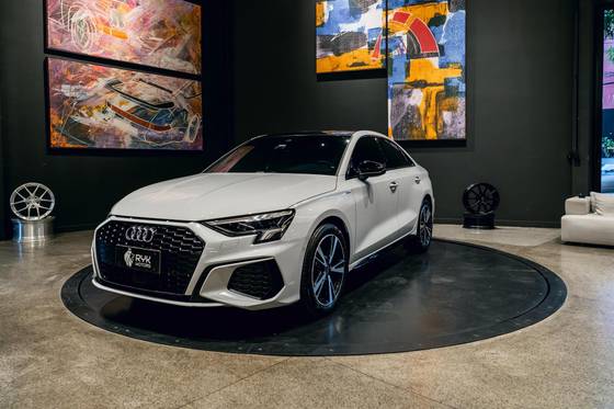 AUDI A3 2024