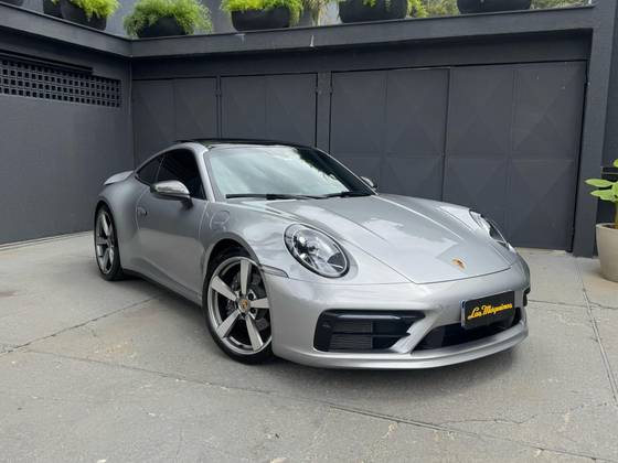 PORSCHE 911 2023