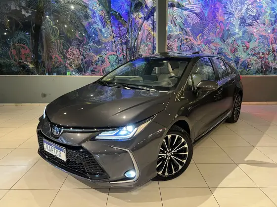 TOYOTA COROLLA 2025