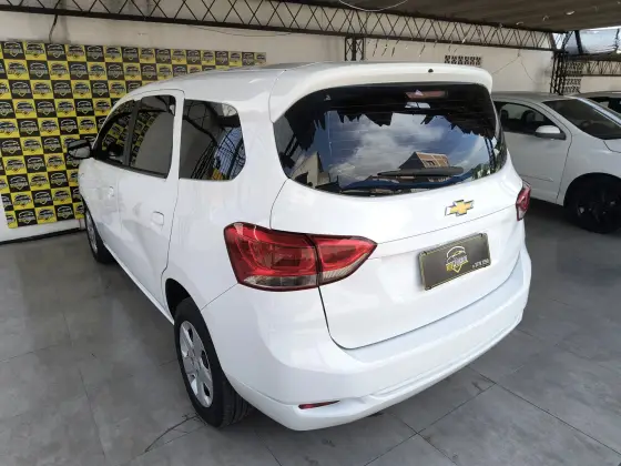 CHEVROLET SPIN 2023