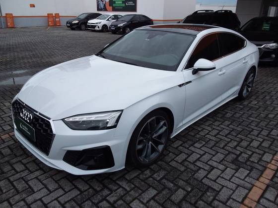 AUDI A5 2023