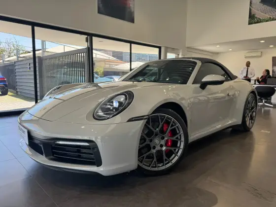 PORSCHE 911 2023