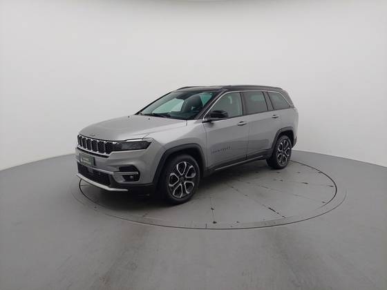 JEEP COMMANDER 2024