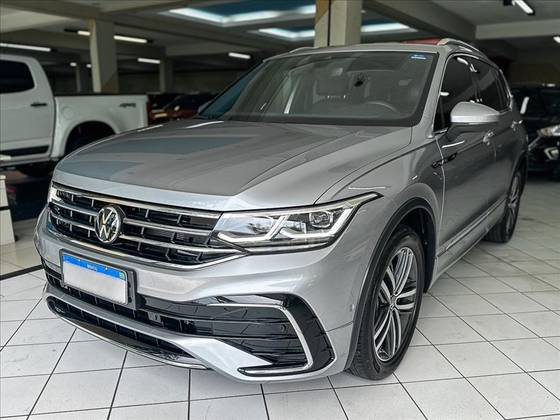 VOLKSWAGEN TIGUAN 2024