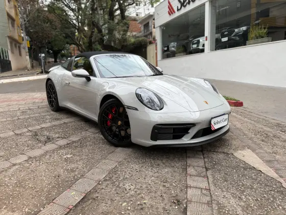 PORSCHE 911 2023