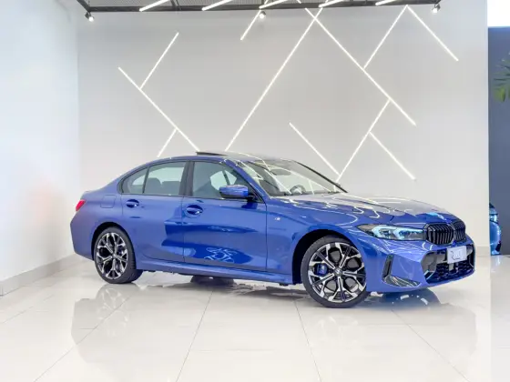 BMW 330e 2025