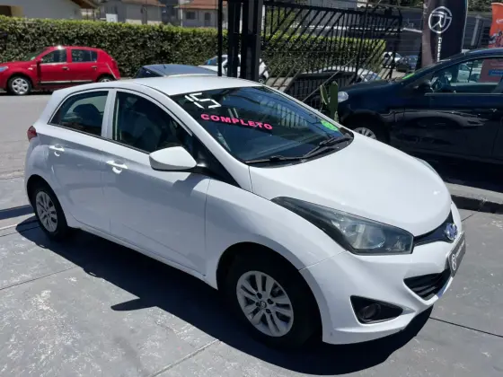 HYUNDAI HB20 2015