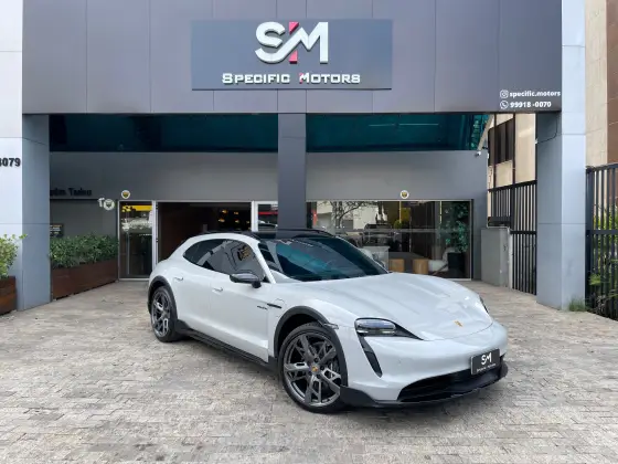 PORSCHE TAYCAN 2021