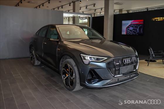 AUDI E-TRON 2021