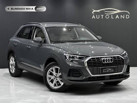AUDI Q3 2023