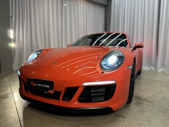 PORSCHE 911 2018