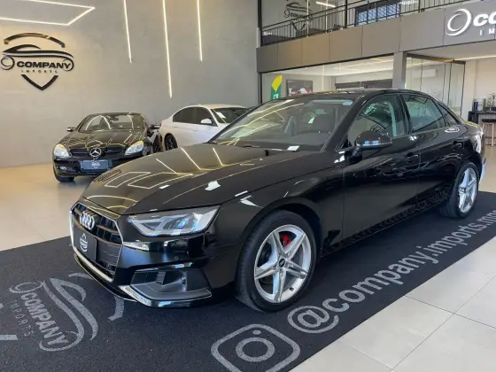 AUDI A4 2022