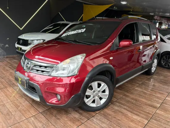 NISSAN LIVINA 2013
