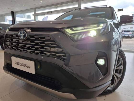 TOYOTA RAV4 2022