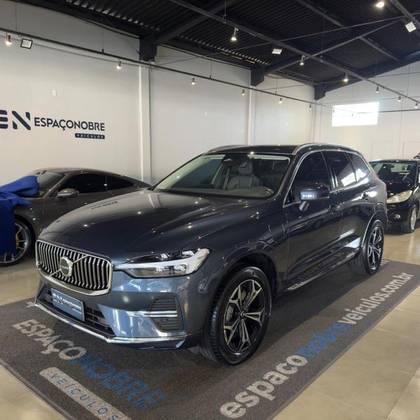 VOLVO XC60 2022