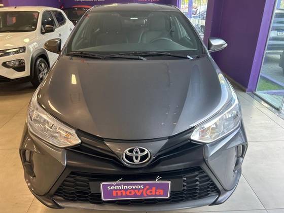 TOYOTA YARIS 2025