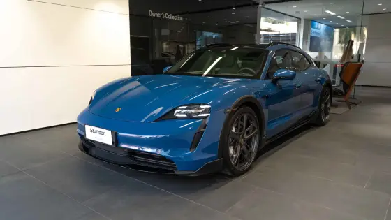PORSCHE TAYCAN 2024