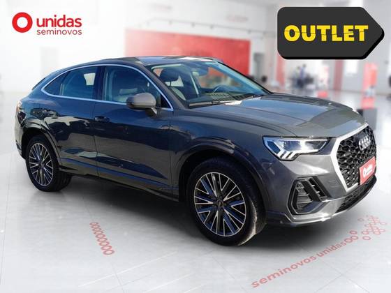 AUDI Q3 2024