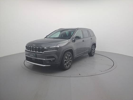 JEEP COMMANDER 2023