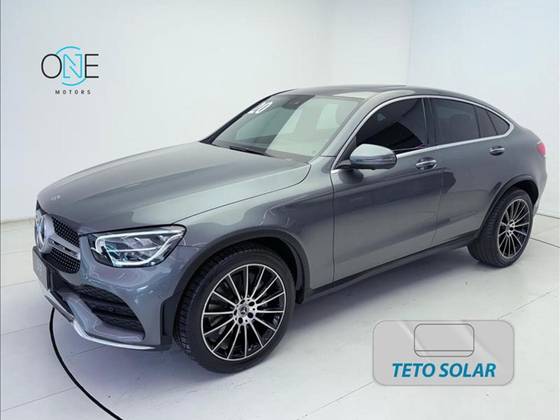 MERCEDES-BENZ GLC 300 2020