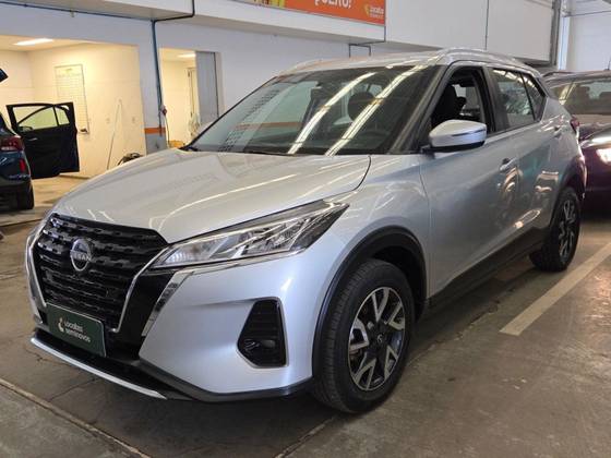 NISSAN KICKS 2024