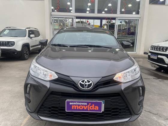 TOYOTA YARIS 2025
