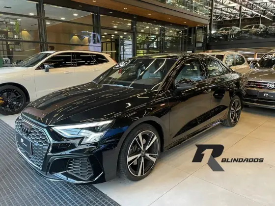 AUDI A3 2024