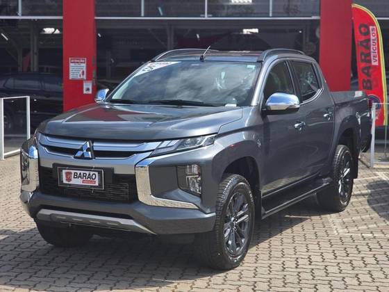 MITSUBISHI TRITON 2025