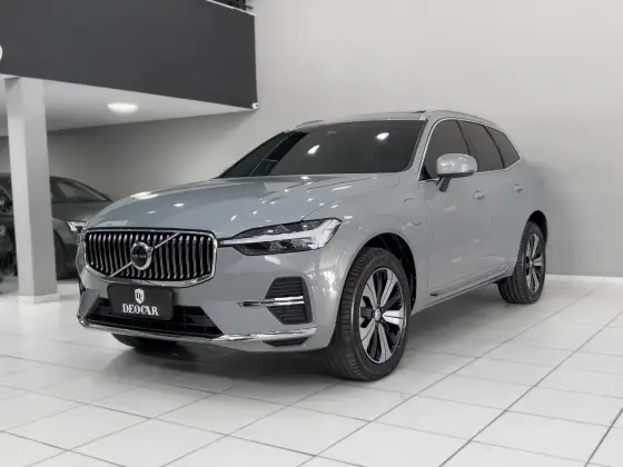 VOLVO XC60 2024