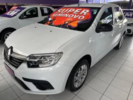 RENAULT LOGAN 2025