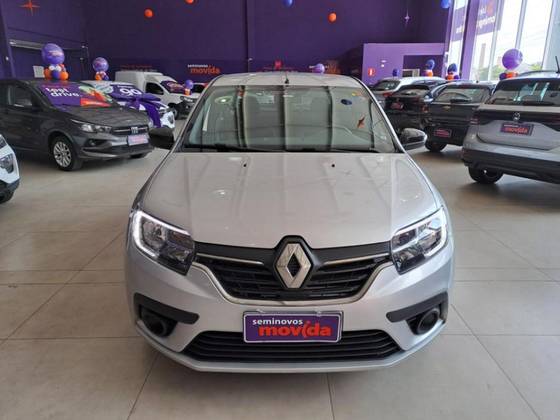 RENAULT LOGAN 2025