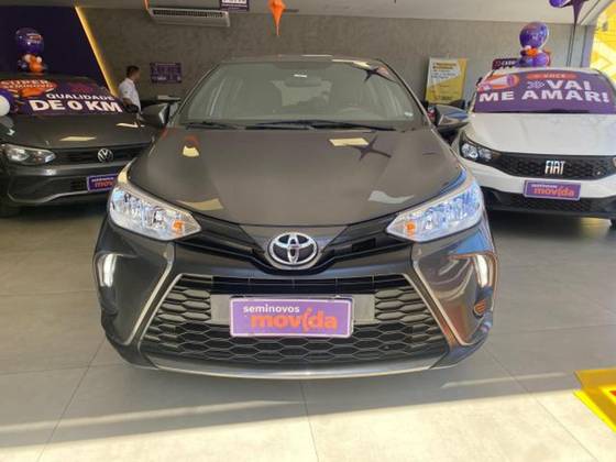 TOYOTA YARIS 2025