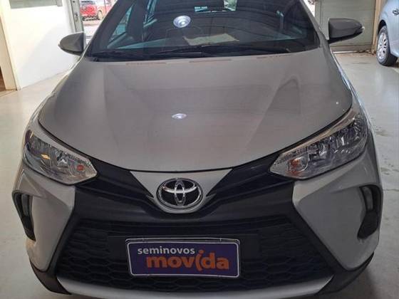 TOYOTA YARIS 2025