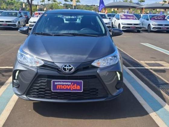 TOYOTA YARIS 2025