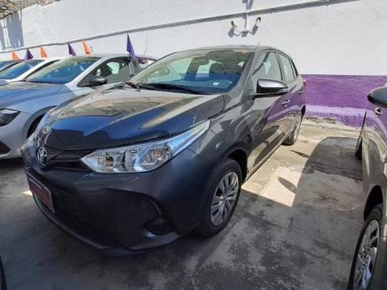 TOYOTA YARIS 2025