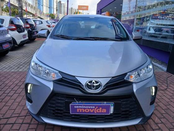TOYOTA YARIS 2025