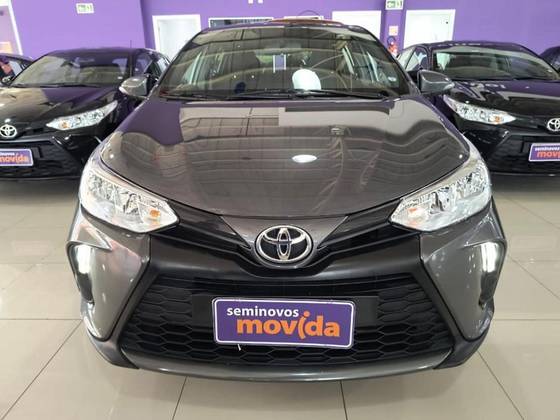 TOYOTA YARIS 2025
