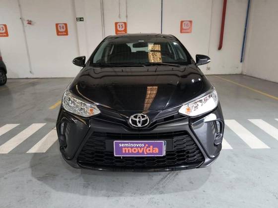 TOYOTA YARIS 2025