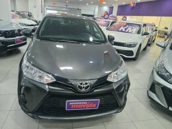 TOYOTA YARIS 2025
