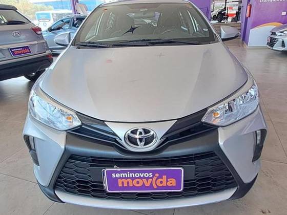 TOYOTA YARIS 2025