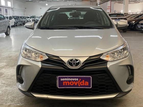 TOYOTA YARIS 2025