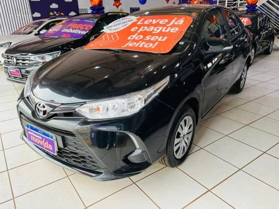 TOYOTA YARIS 2025