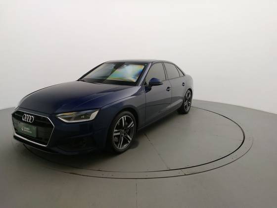 AUDI A4 2024