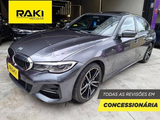 BMW 330e 2021