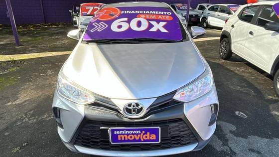 TOYOTA YARIS 2025