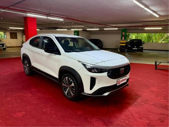 FIAT FASTBACK 2024